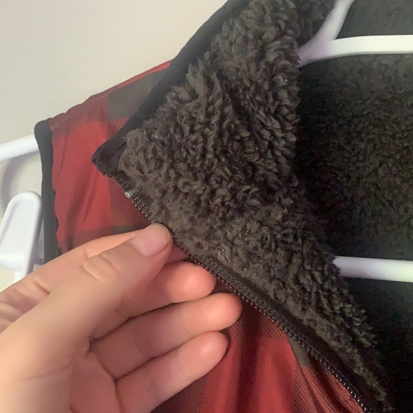 Buffalo David Bitton Youth Buffalo Plaid Puffer Vest - Picture 3 of 5